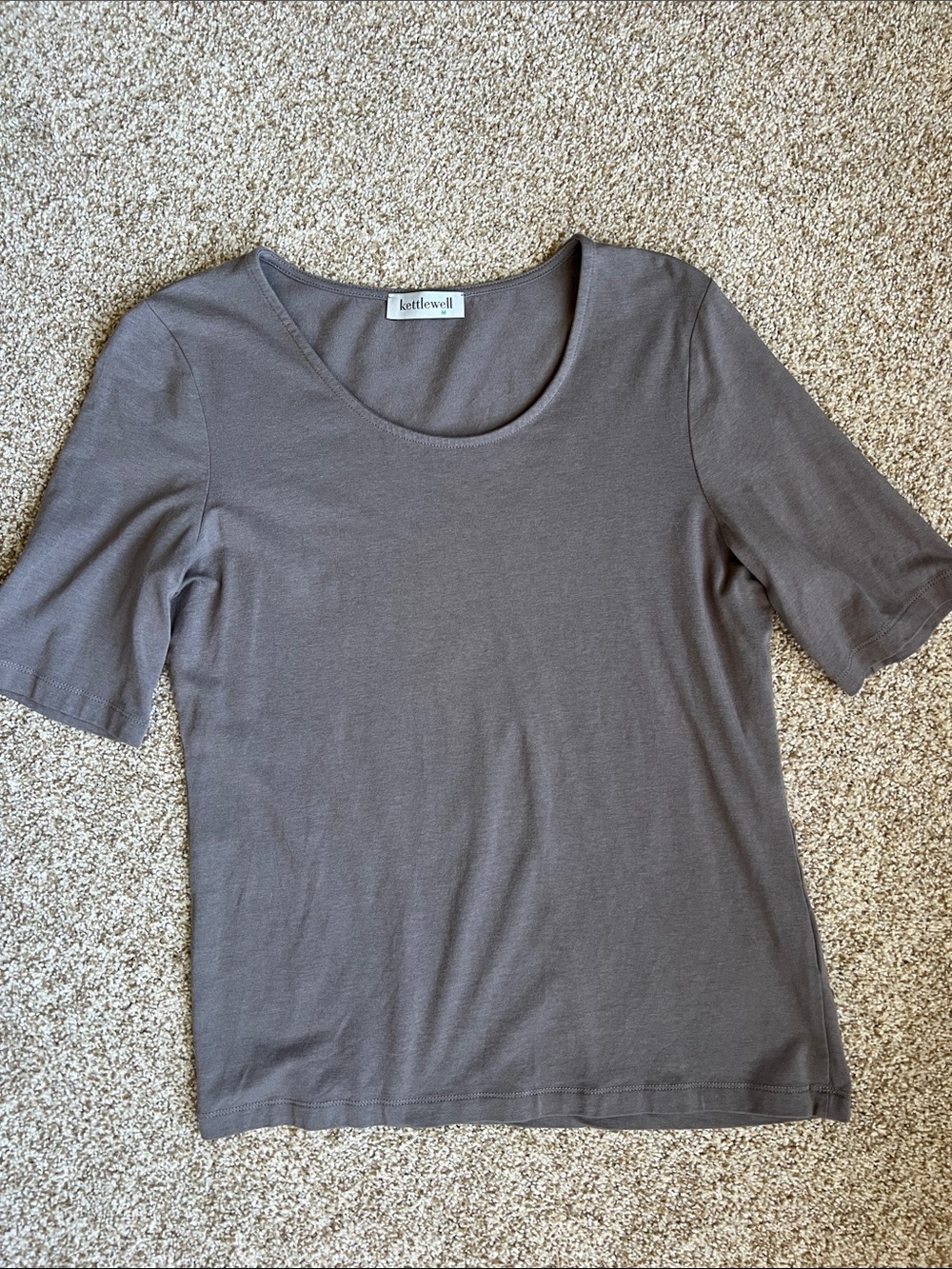 Kettlewell Mole Scoop Neck Short Sleeve Top